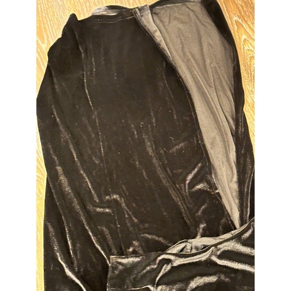 L'VOW Fitted One Shoulder Long Sleeve Cut Out Bodycon Maxi Slit Velvet Dress - Picture 5 of 6